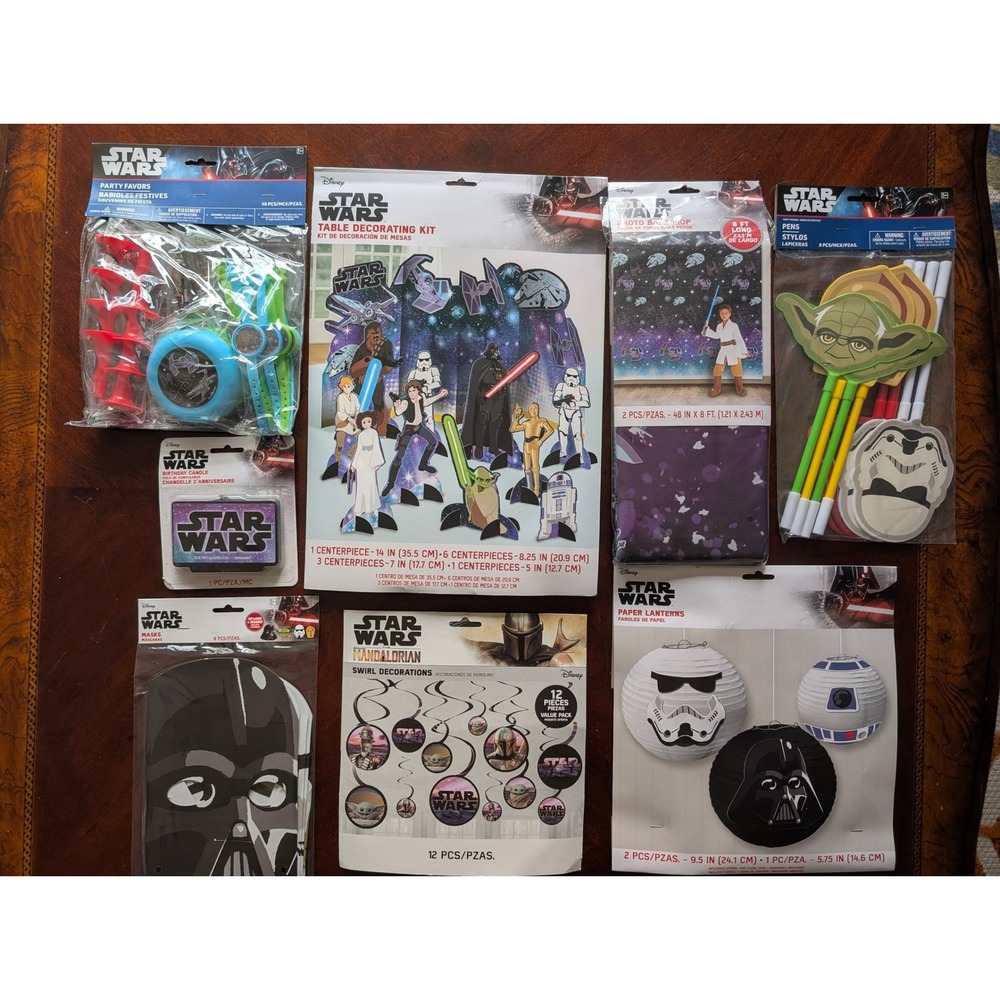 Disney Star Wars Party Supplies Bundle Decorations Favors Mandalorian DarthVader